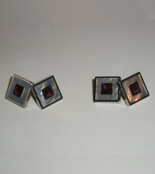 WSTNR20144: White Mother of Pearl, Rubies, White Gold 750