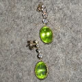 WSTNR20131: Peridots, Diamonds, White Gold 750