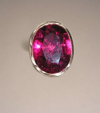 WSTNR20101: Red Tourmaline, Rose Gold 750