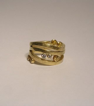 WSTNR20105: Coloured Stone, Yellow Gold 750